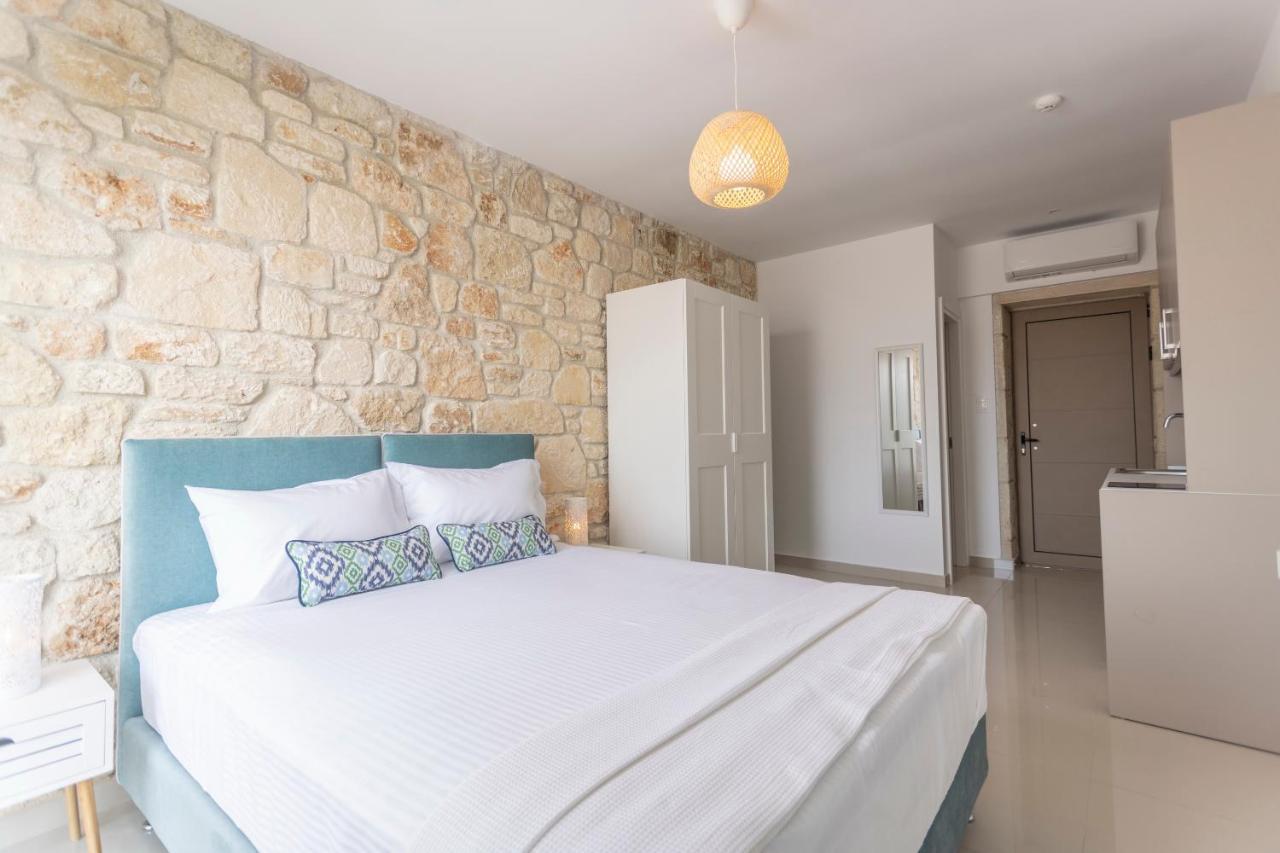 Anna Mare Luxury Apartments Afytos Ngoại thất bức ảnh
